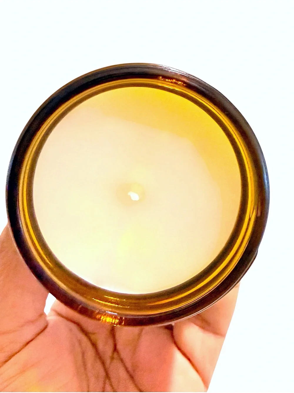 Leoben Company Napybara Dreams Scented Candle Vanilla, Palo Santo & Tonka Bean